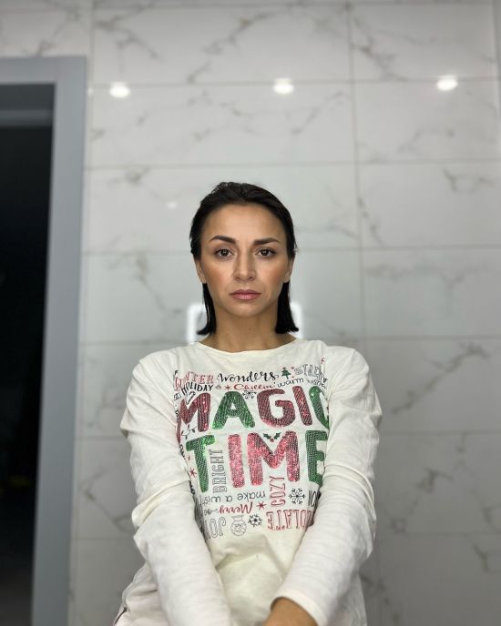 Илона Гвоздева показала архивное фото с покойным папой в годовщину его смерти