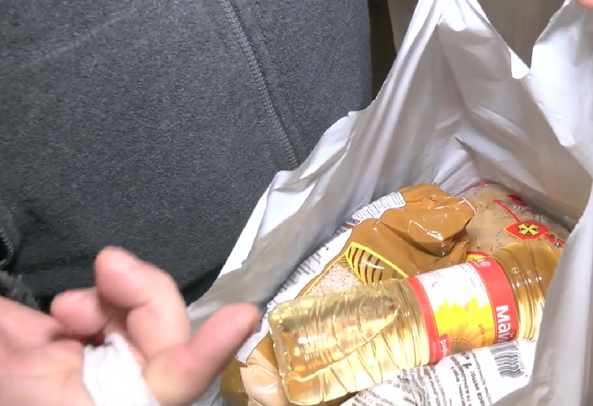 Безкоштовні продукти для ВПО у Дніпропетровській області: хто з переселенців може звернутись по допомогу